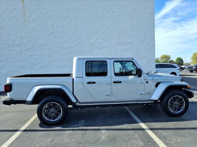 used 2023 Jeep Gladiator car, priced at $26,548