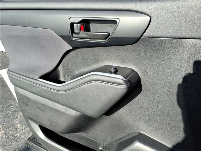 used 2024 Toyota Highlander car, priced at $33,675