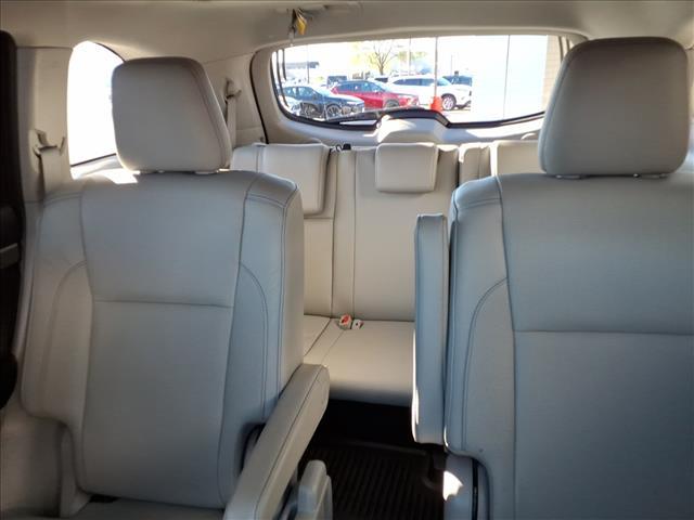used 2019 Toyota Highlander car, priced at $22,995
