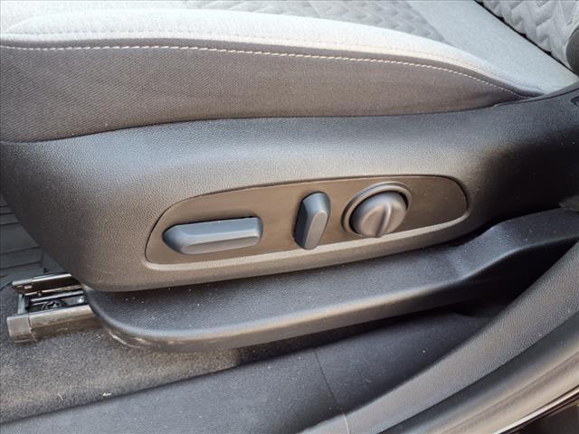 used 2023 Chevrolet Equinox car, priced at $22,991