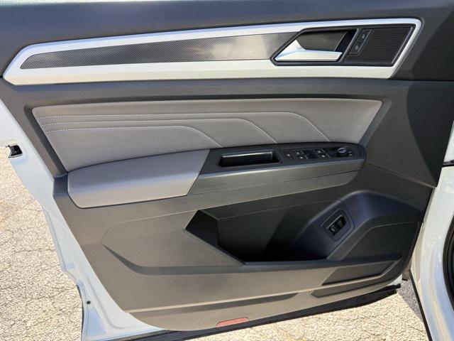 used 2022 Volkswagen Atlas Cross Sport car, priced at $28,290