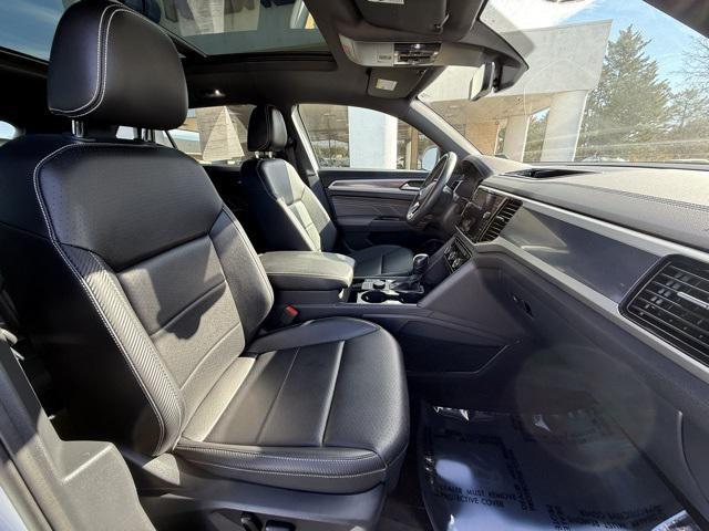 used 2022 Volkswagen Atlas Cross Sport car, priced at $28,290