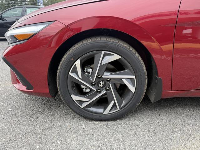 new 2025 Hyundai Elantra car, priced at $23,370