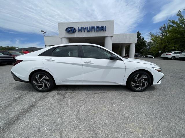 new 2025 Hyundai Elantra car, priced at $22,335