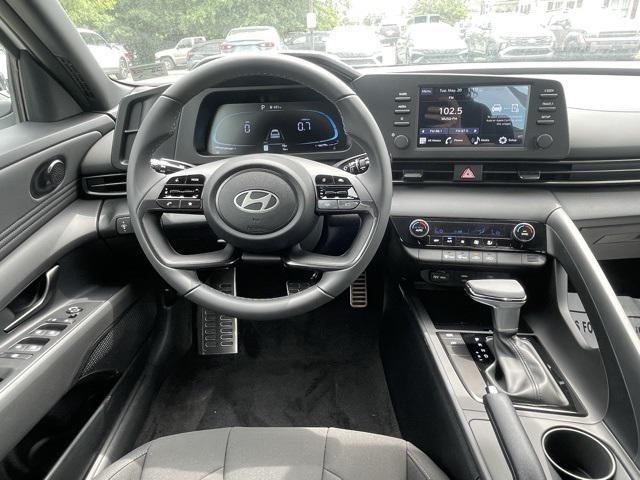 new 2025 Hyundai Elantra car, priced at $22,335
