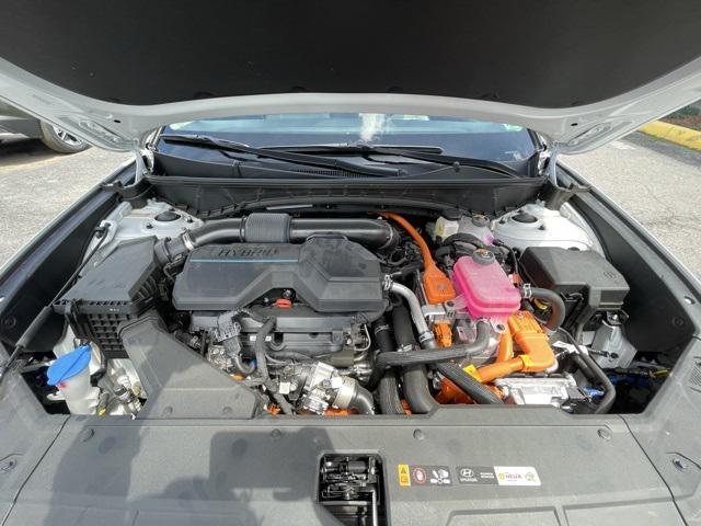 used 2024 Hyundai TUCSON Hybrid car, priced at $39,995
