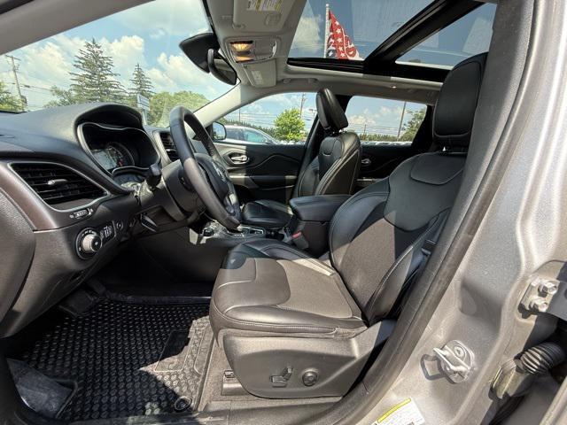 used 2019 Jeep Cherokee car, priced at $18,236