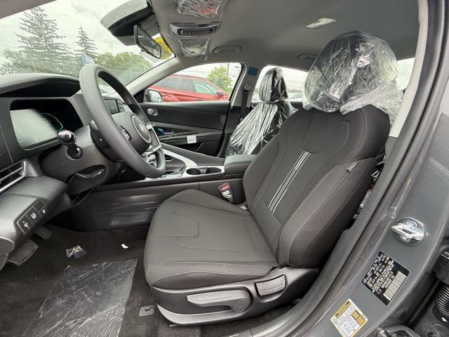 new 2025 Hyundai ELANTRA HEV car, priced at $23,330