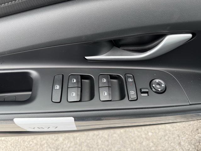 new 2025 Hyundai ELANTRA HEV car, priced at $23,330