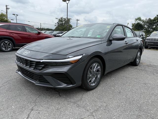 new 2025 Hyundai ELANTRA HEV car, priced at $23,330
