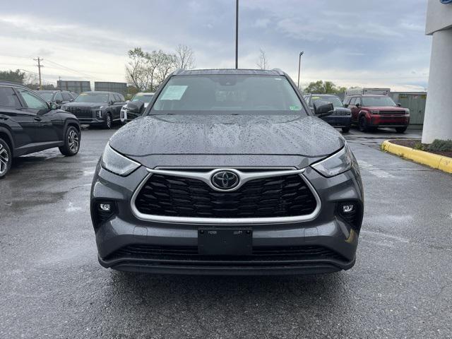 used 2024 Toyota Highlander car, priced at $41,190