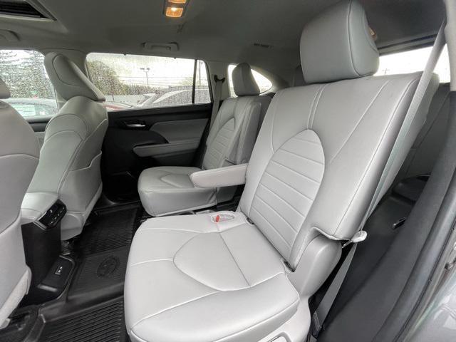 used 2024 Toyota Highlander car, priced at $41,190