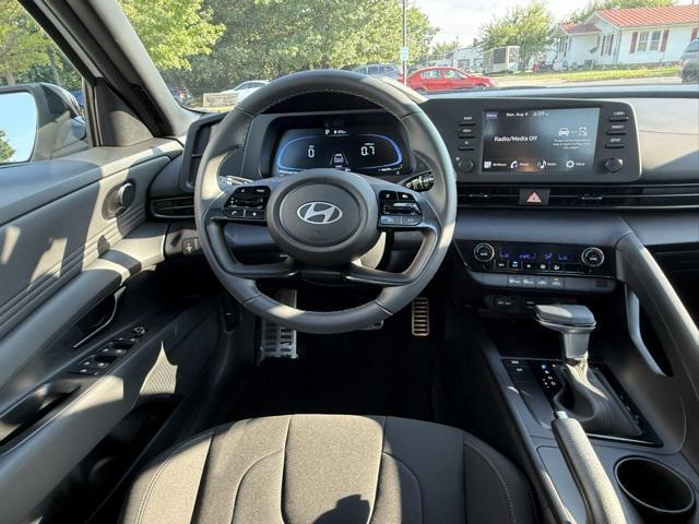 used 2025 Hyundai Elantra car, priced at $21,247