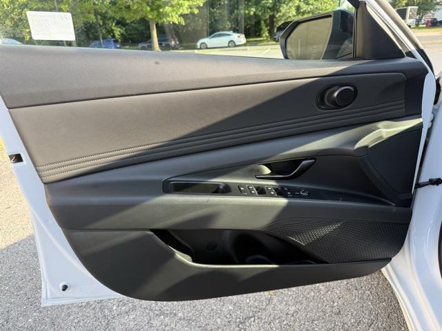 used 2025 Hyundai Elantra car, priced at $21,247