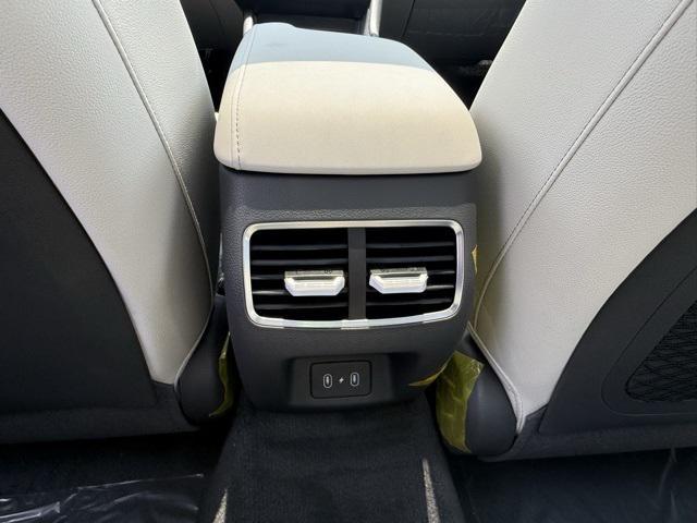 new 2025 Hyundai Sonata Hybrid car, priced at $37,225