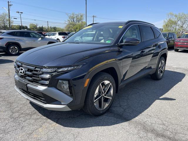 new 2025 Hyundai TUCSON Hybrid car, priced at $36,215