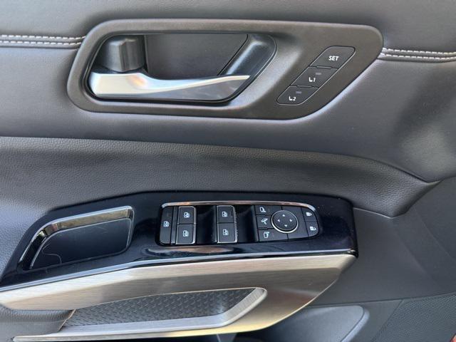 used 2024 Nissan Pathfinder car, priced at $38,616