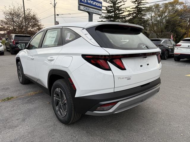 new 2026 Hyundai TUCSON Hybrid car, priced at $31,060