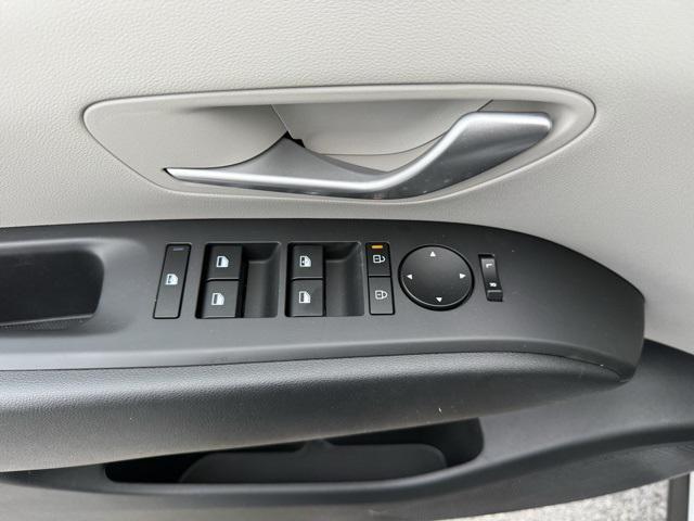 new 2026 Hyundai TUCSON Hybrid car, priced at $31,060