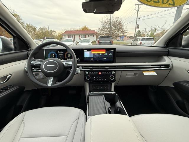 new 2026 Hyundai TUCSON Hybrid car, priced at $31,060