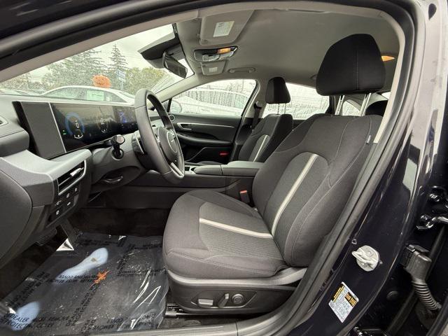 used 2025 Hyundai Sonata Hybrid car, priced at $25,475