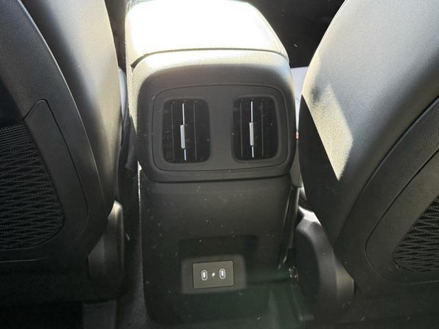 new 2026 Hyundai TUCSON Hybrid car, priced at $33,605