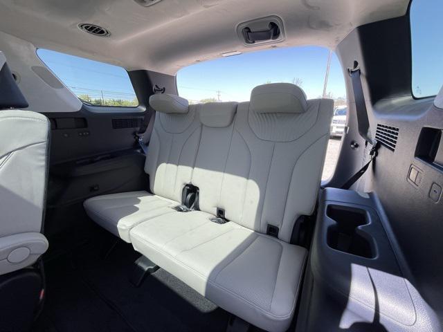 used 2025 Hyundai Palisade car, priced at $50,995