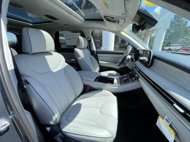 used 2025 Hyundai Palisade car, priced at $50,995