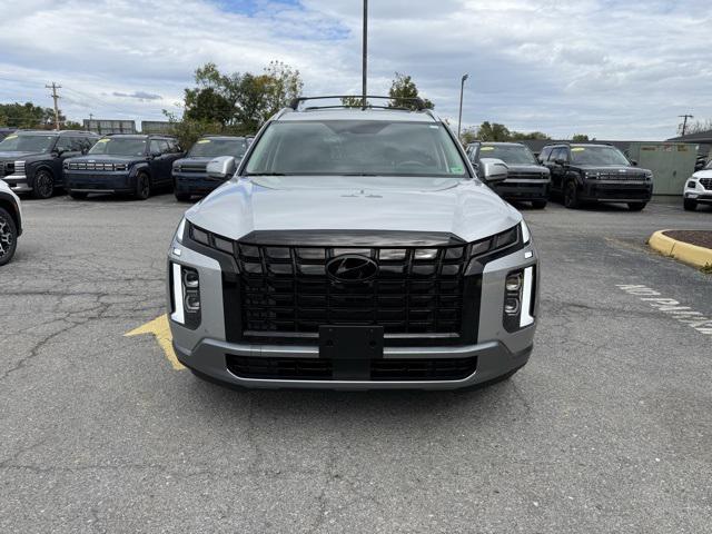 used 2025 Hyundai Palisade car, priced at $39,037