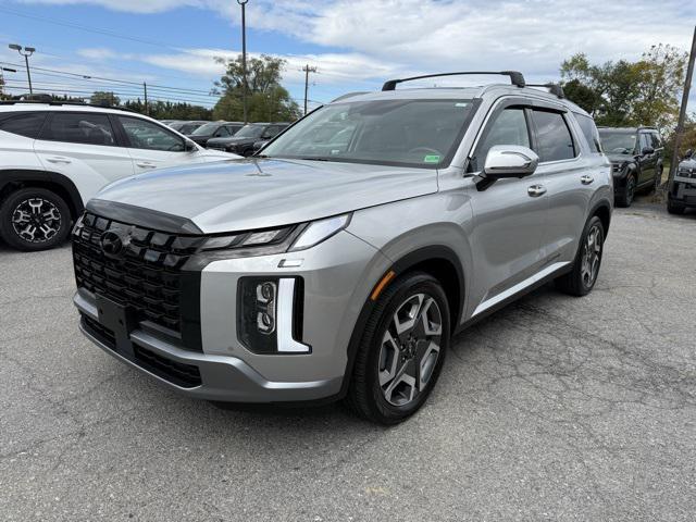 used 2025 Hyundai Palisade car, priced at $39,037