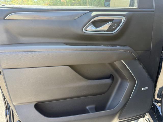 used 2021 GMC Yukon car, priced at $37,995