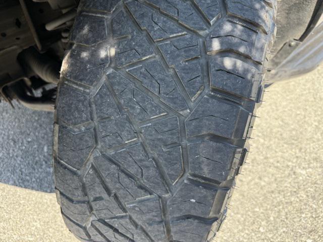 used 2021 GMC Yukon car, priced at $37,995