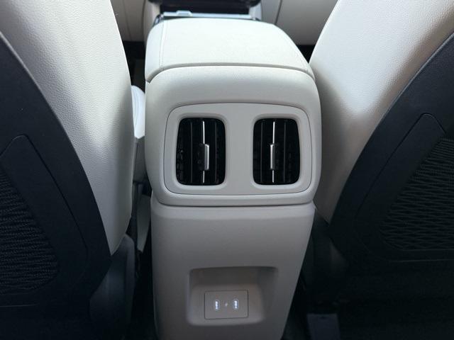 new 2026 Hyundai TUCSON Hybrid car, priced at $40,118