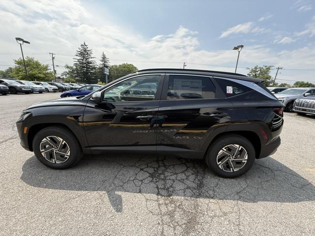 new 2025 Hyundai TUCSON Hybrid car, priced at $33,260