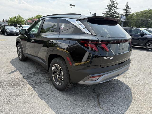 new 2025 Hyundai TUCSON Hybrid car, priced at $33,260