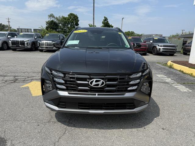 new 2025 Hyundai TUCSON Hybrid car, priced at $33,260