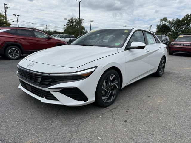 new 2025 Hyundai Elantra car, priced at $27,365