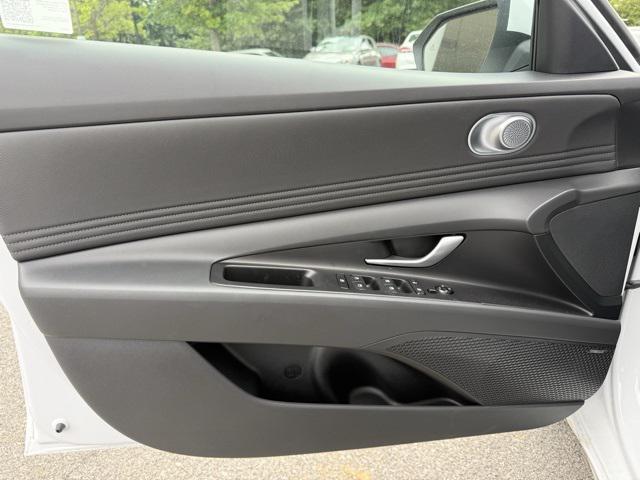 new 2025 Hyundai Elantra car, priced at $27,365