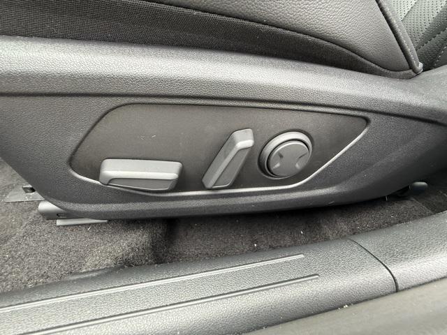 new 2025 Hyundai Elantra car, priced at $27,365