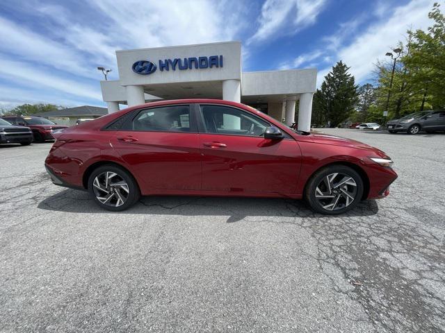 new 2025 Hyundai Elantra car, priced at $26,595