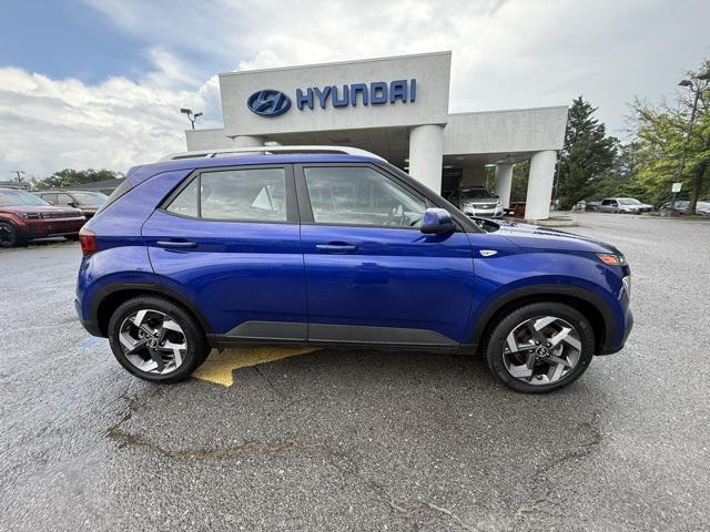 used 2022 Hyundai Venue car, priced at $18,399