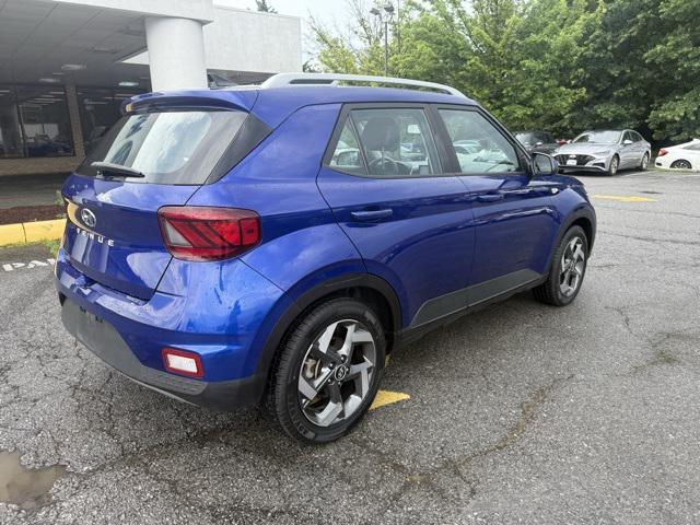 used 2022 Hyundai Venue car, priced at $18,399