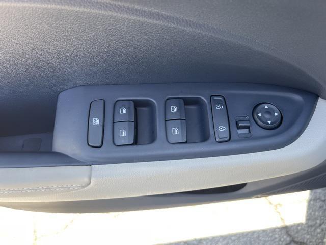 new 2025 Hyundai Venue car, priced at $22,855