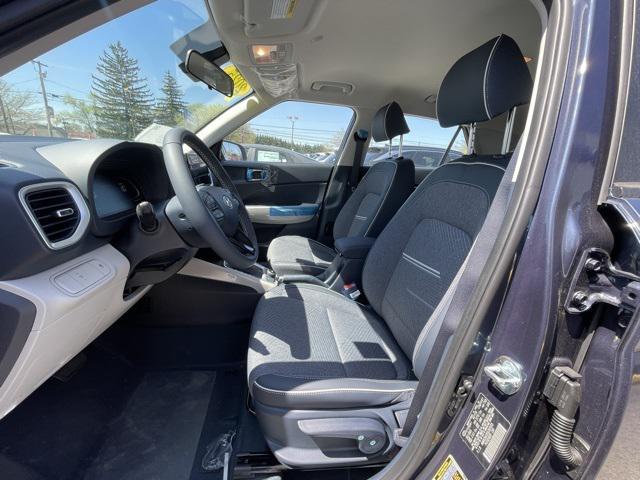 new 2025 Hyundai Venue car, priced at $22,855