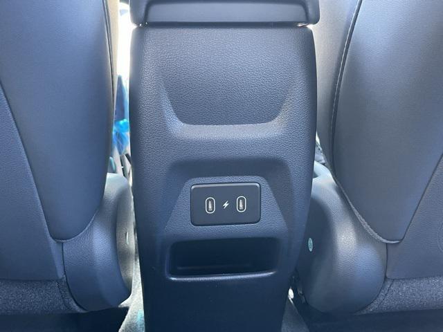 new 2025 Hyundai Venue car, priced at $22,855