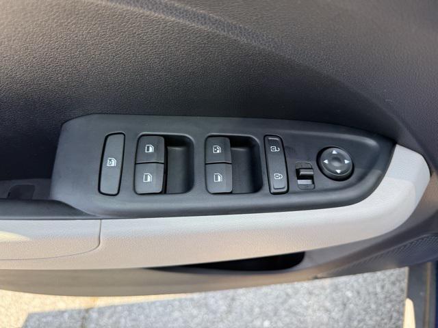 new 2025 Hyundai Venue car, priced at $23,009