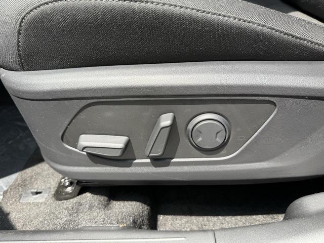 new 2025 Hyundai TUCSON Hybrid car, priced at $33,760