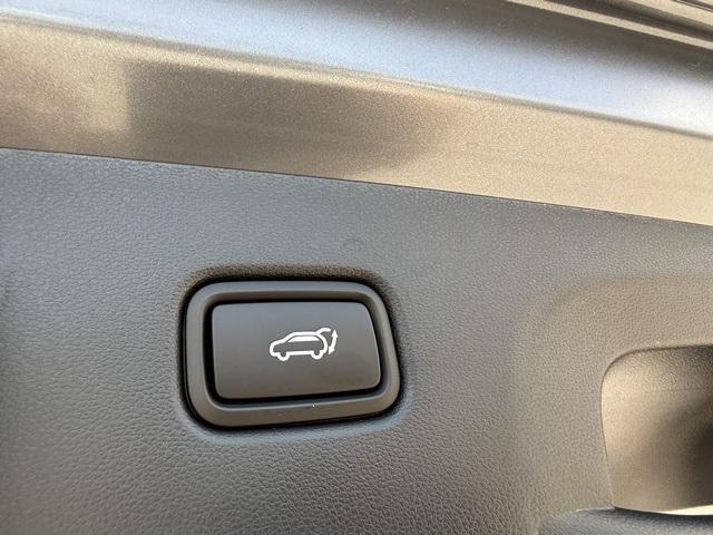 new 2025 Hyundai TUCSON Hybrid car, priced at $40,840