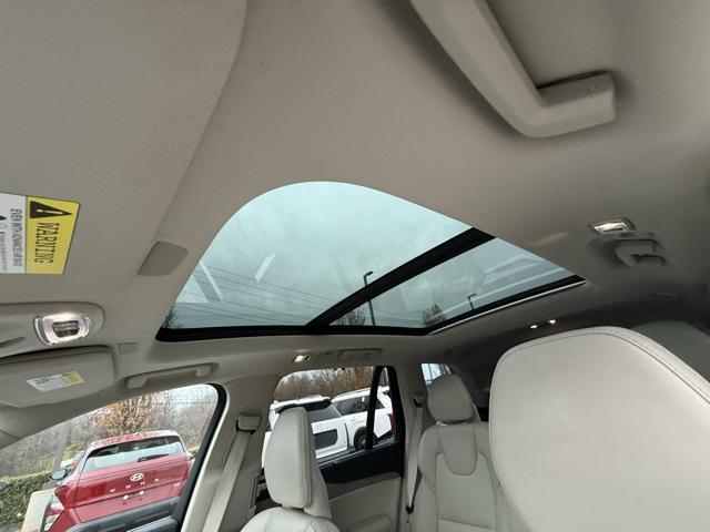 used 2022 Volvo XC90 car, priced at $26,695