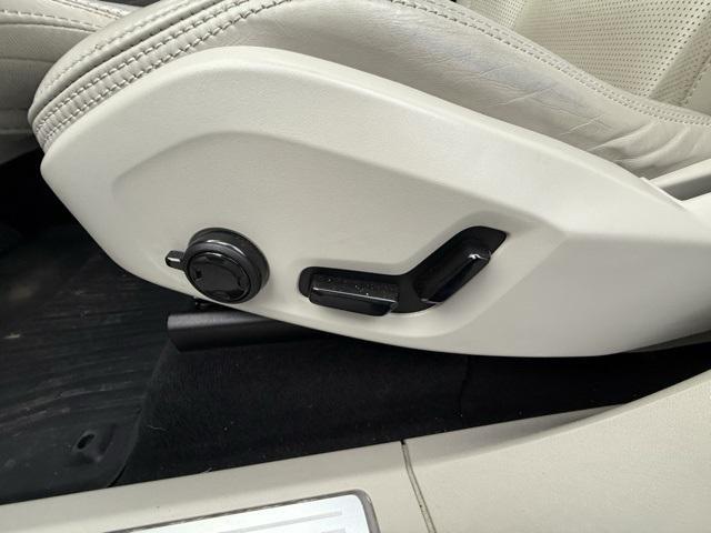 used 2022 Volvo XC90 car, priced at $26,695
